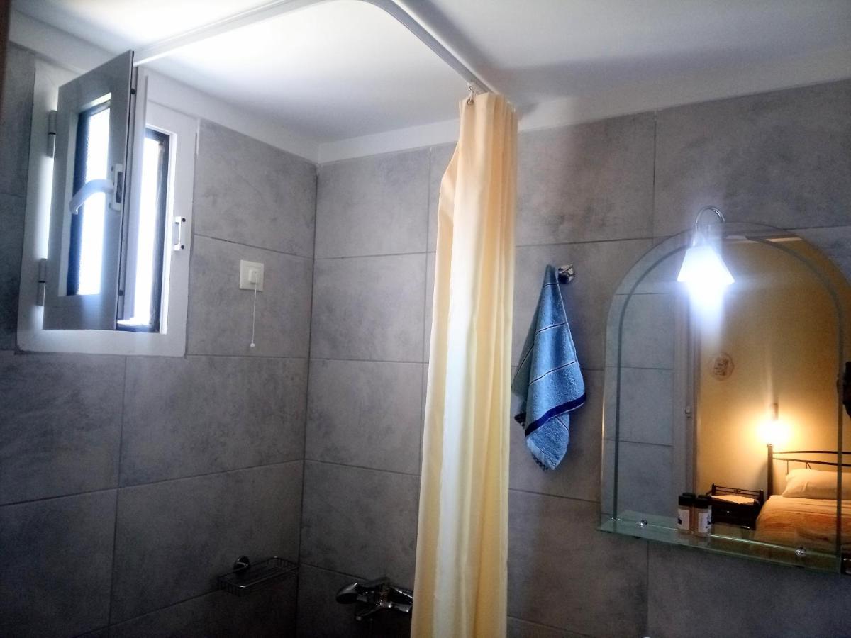 Evgenia Rooms Skála Habitación foto