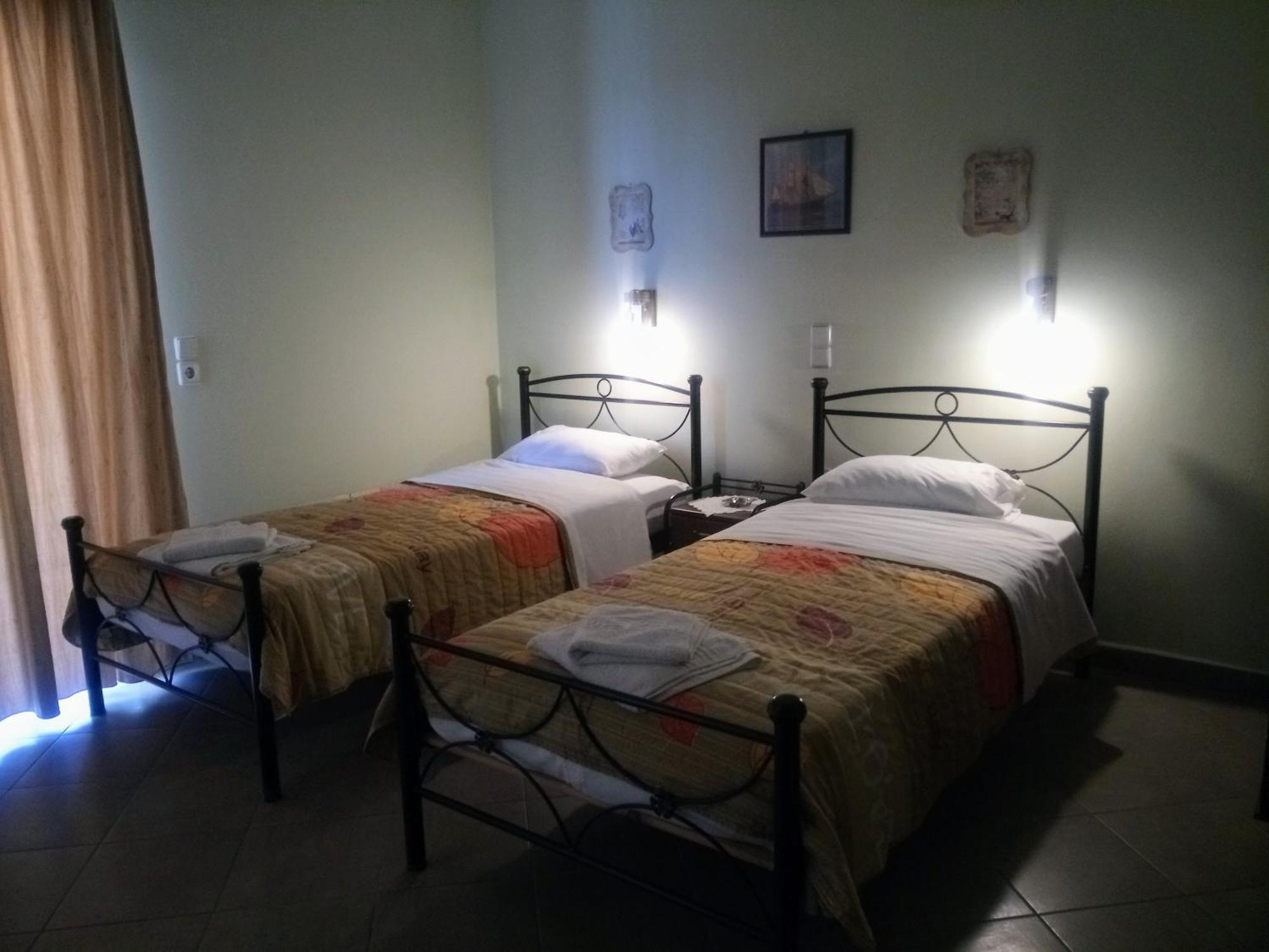 Evgenia Rooms Skála Habitación foto